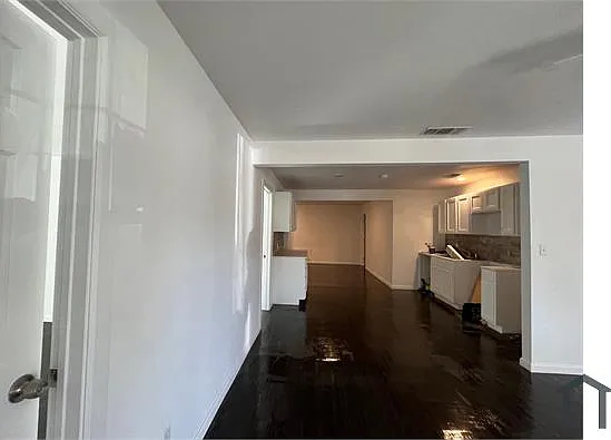 7820 Corina Dr — Photo 25
