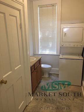 3rd image of 136 Jefferson St