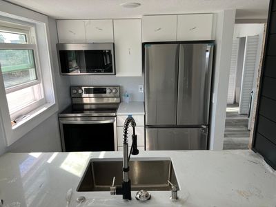 8200 Bayshore Dr APT 6, Treasure Island, FL, 33706