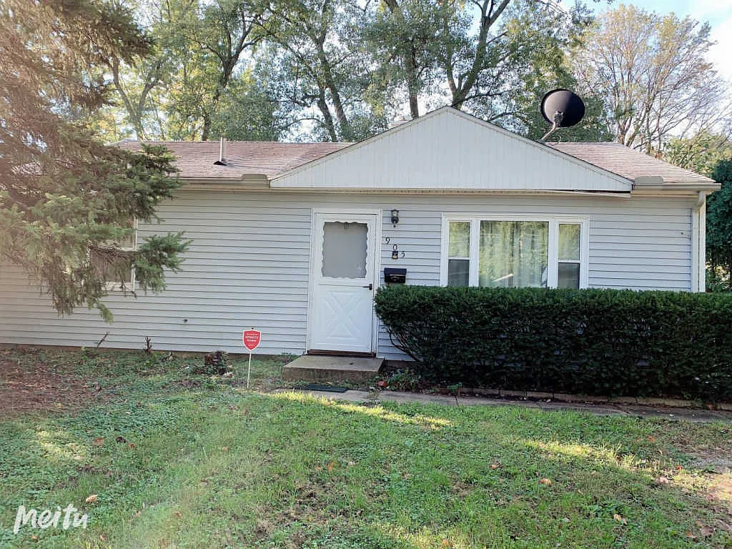 905 E Michigan Ave photo 1