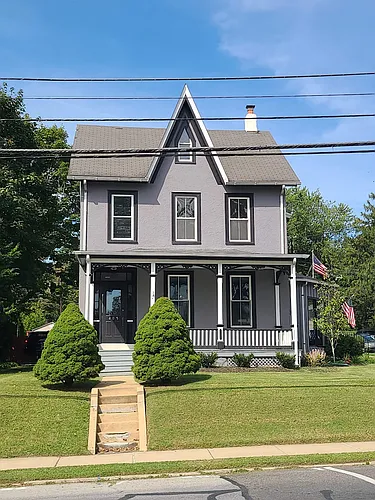405 W State St Photo 1