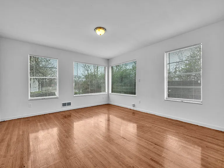 2531 Ensley Five Points West Ave #2527 — Photo 5