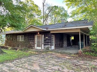 208 Hayter St, Nacogdoches, TX 75965