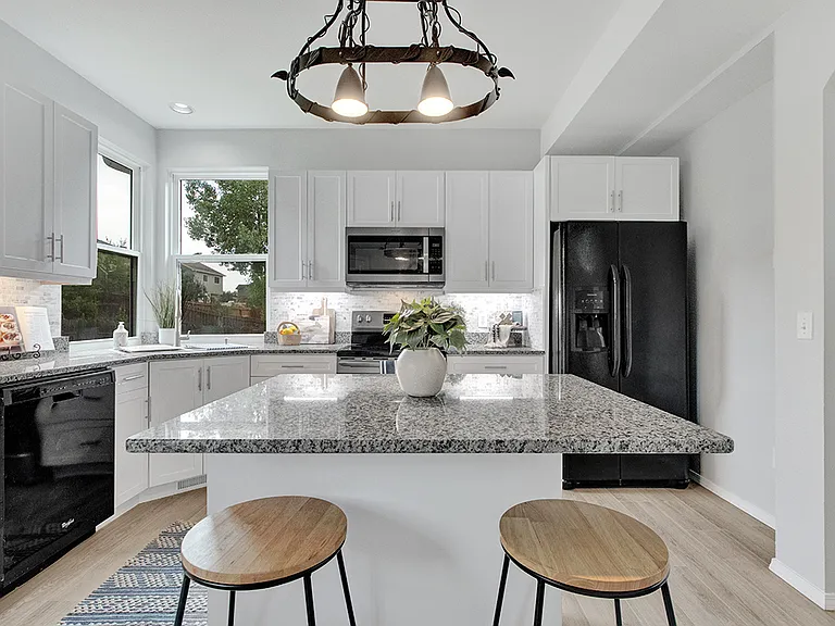 8335 Saint Helena Dr — Photo 10