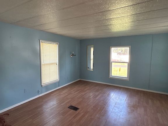 5th image of 1513 W Crockett St #63