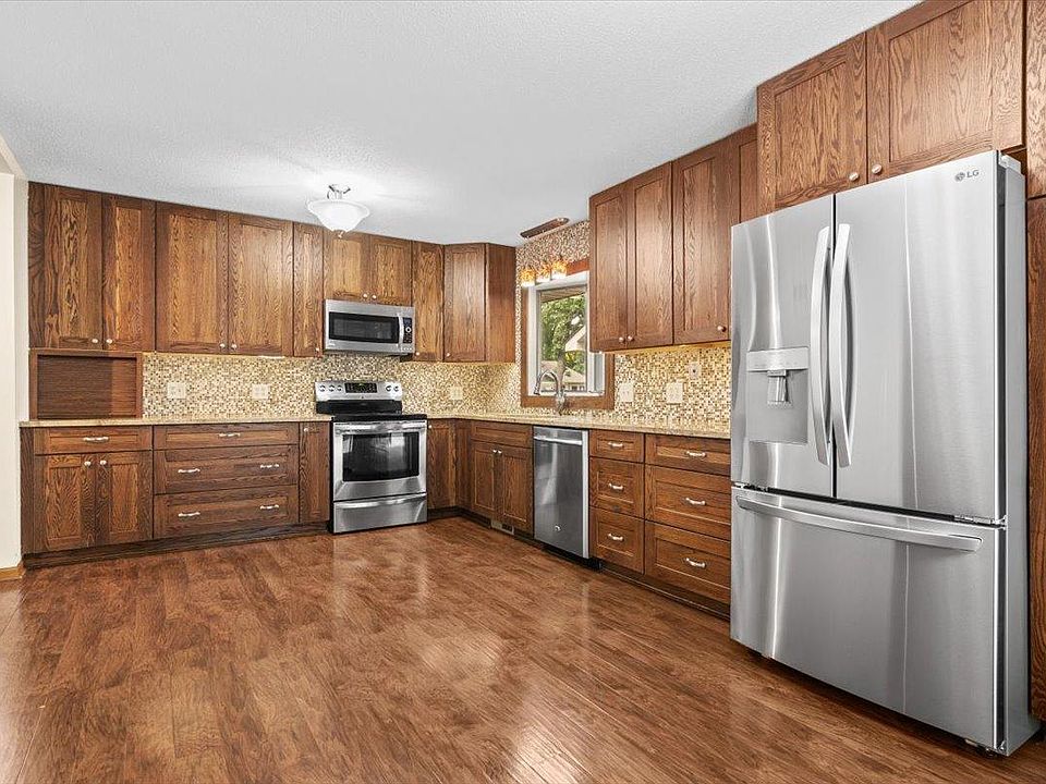 1st image of 2040 13th Ave E