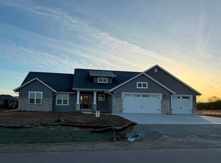 4050 N Rose Meadow Ln, Appleton, WI 54913