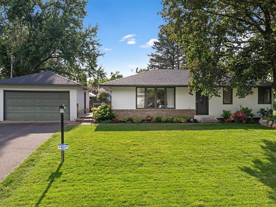 1st image of 3747 Cranbrook Dr
