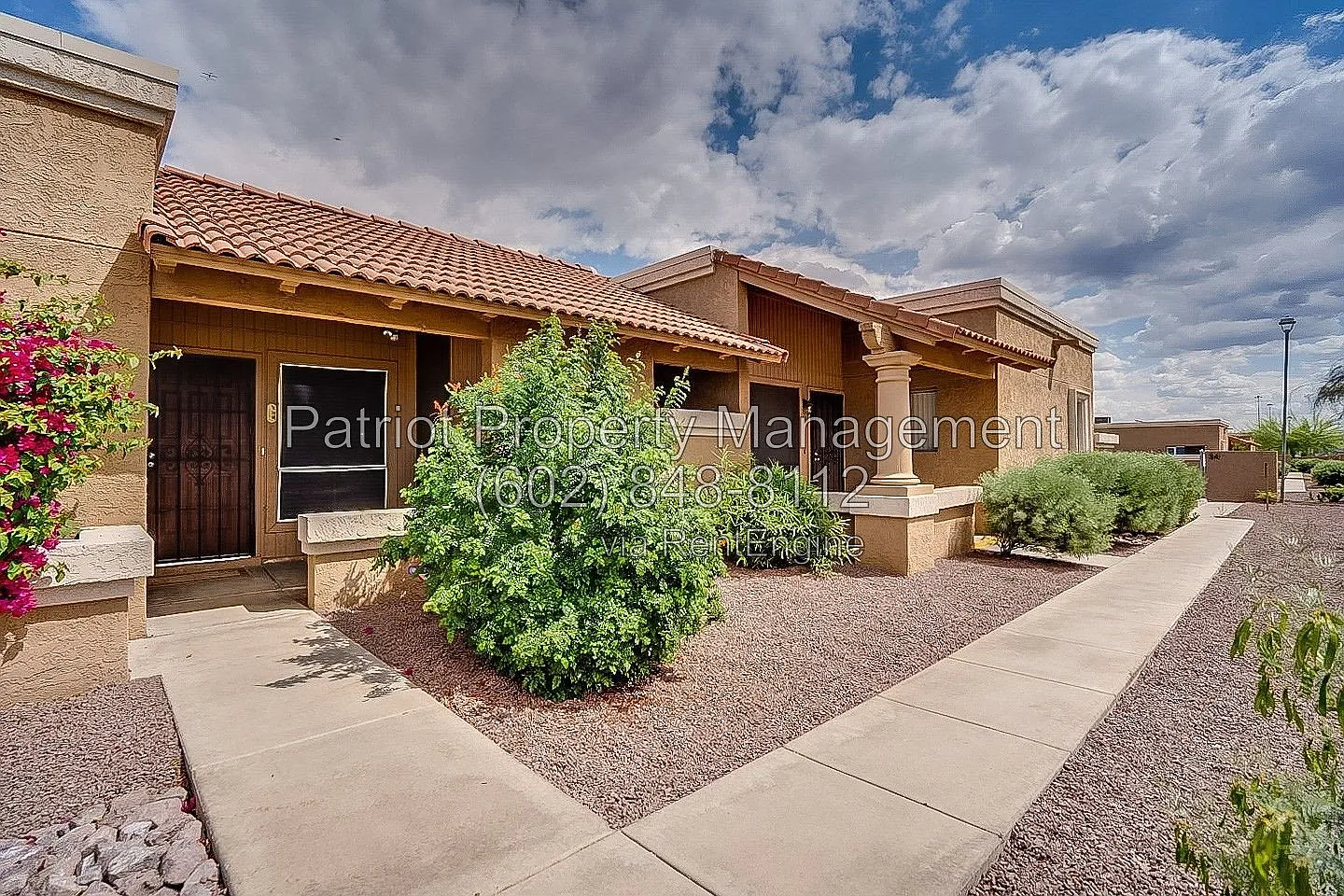 2 bed, 2.0 bath, 863 sqft, $1,500 — Photo 2
