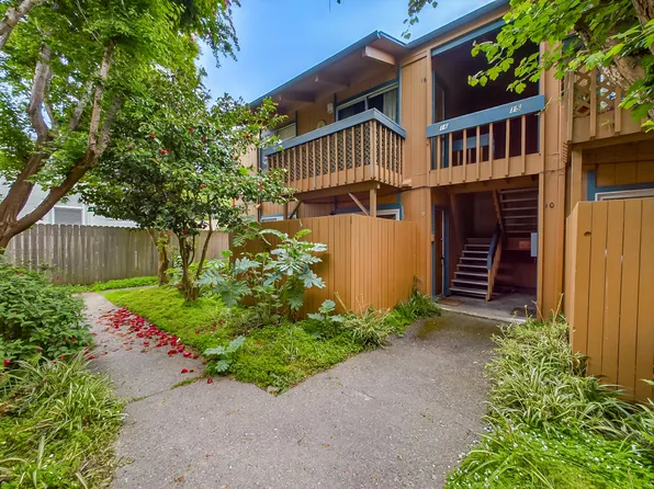 1080 8th St, Arcata, CA 95521