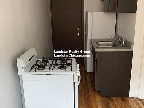 5th image of 3300 W Schubert Ave APT 2B