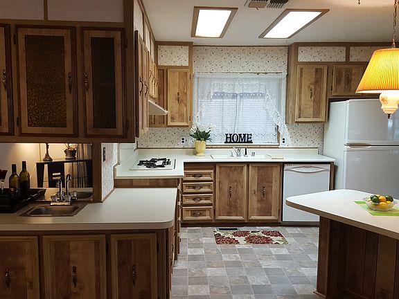 3rd image of 3765 Grass Valley Hwy Spc 218