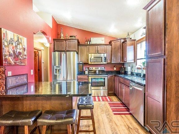 3rd image of 5209 S Bahnson Ave