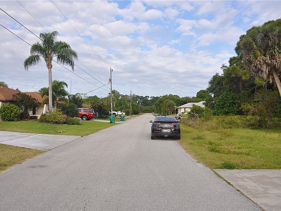 5th image of 4143 Gingold St
