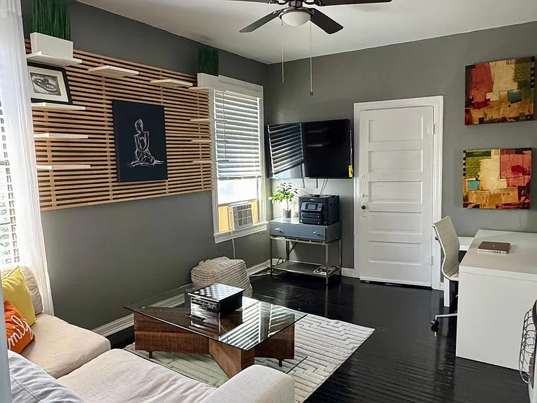 Bedroom/Study