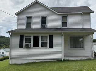 661 Stewart St, Beaverdale, PA 15921