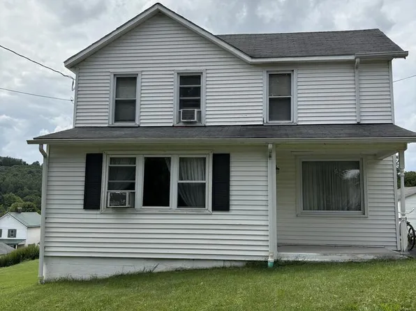 661 Stewart St, Beaverdale, PA 15921
