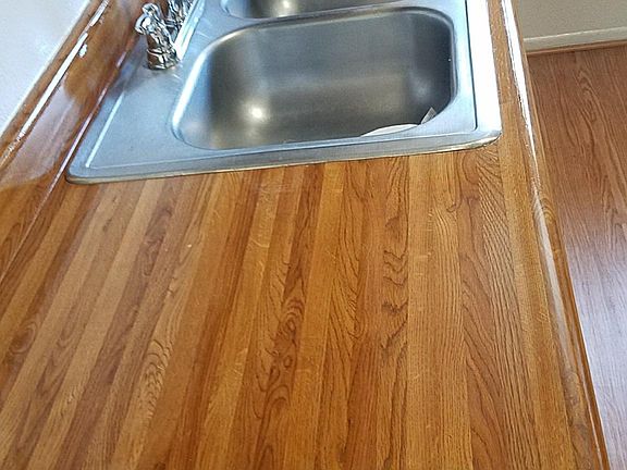 4th image of 7424 Radford Ave APT 203