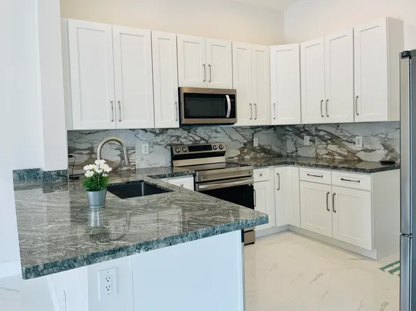 4354 Mahogany Ridge Dr, Fort Lauderdale, FL 33331