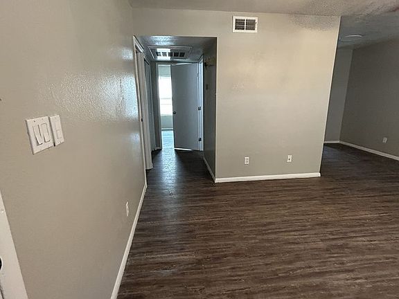 5th image of 260 W 8th Ave APT 118