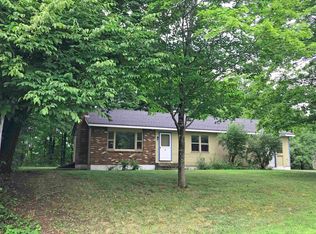 9 Vancor Dr, Saxtons River, VT 05154