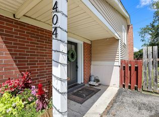 404 Burnley Ct, Oshawa, ON L1G7G6
