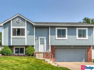 8028 Fillmore St, Omaha, NE 68122