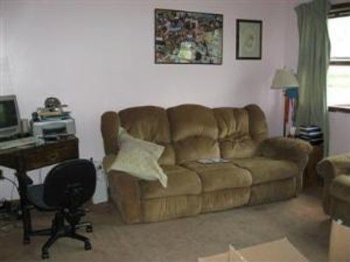 5th image of 2457 Roosevelt Ave