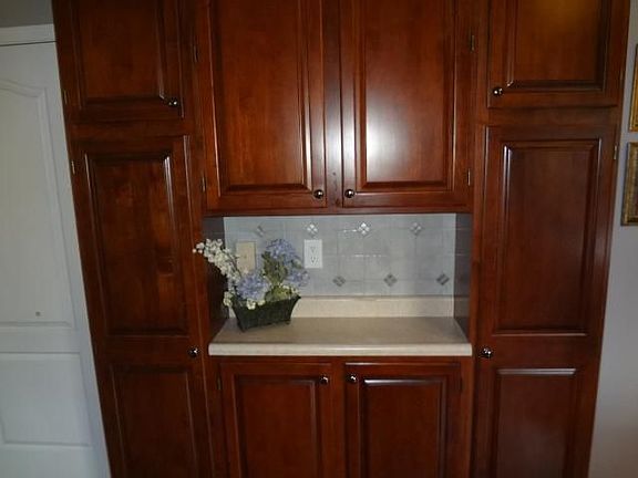 4th image of 2557 Sierra Dr