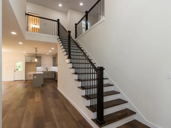 514 E Juniper Ave, Wake Forest, NC 27587