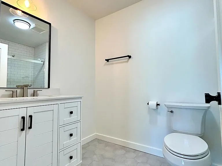 1-Bed/1-Bath Near Downtown San Luis Obispo and Cal Poly — Photo 12