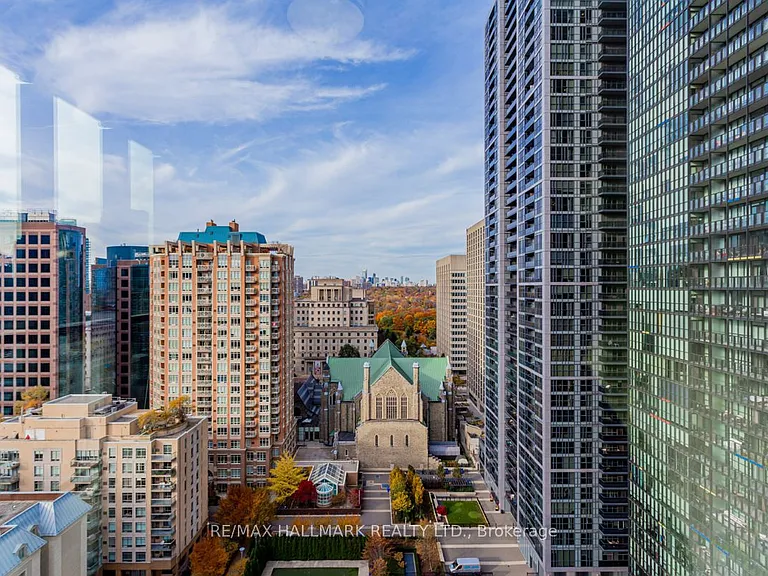 101 Charles St E #1706 — Photo 21