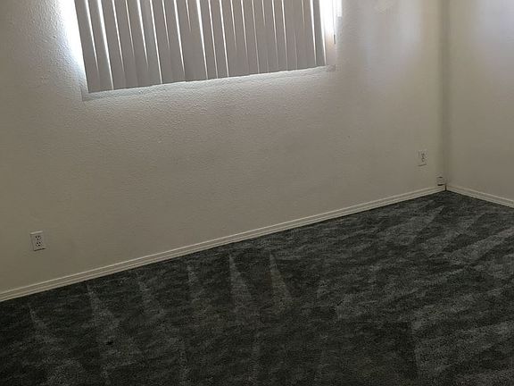 4th image of 4819 W Canal Dr #A