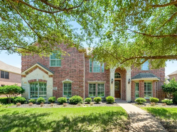9702 Castleroy Ln, Rowlett, TX 75089