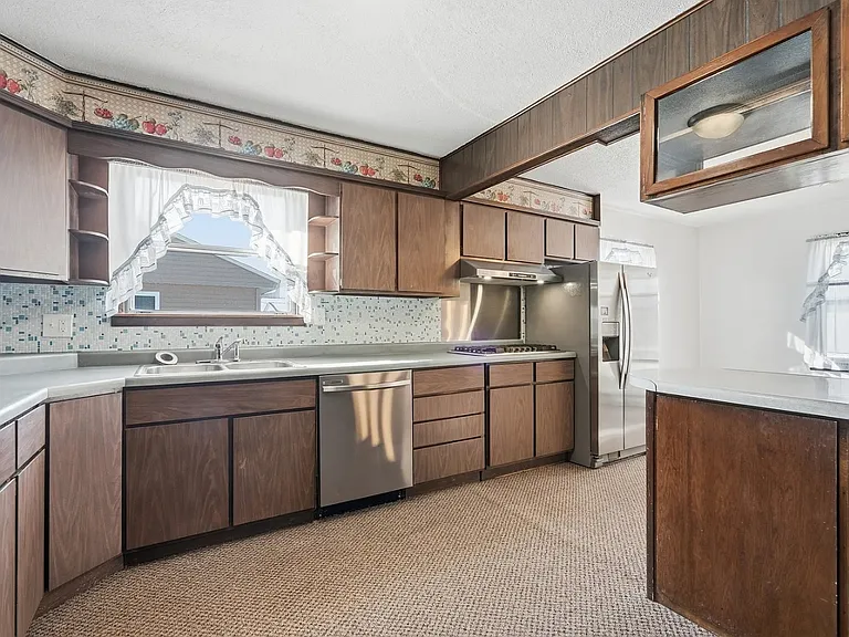 3821 Oakland Rd NE — Photo 11