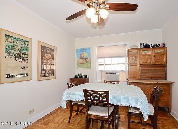 5th image of 1412 Hinman Ave APT 1W
