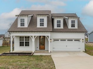 5133 Vinnie Dell Dr, Chapel Hill, TN 37034