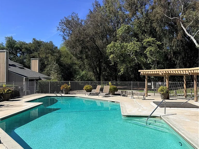 23551 Avenida La Caza #A-129 — Photo 20