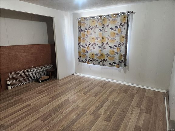 4th image of 971 Douglas Ave #38