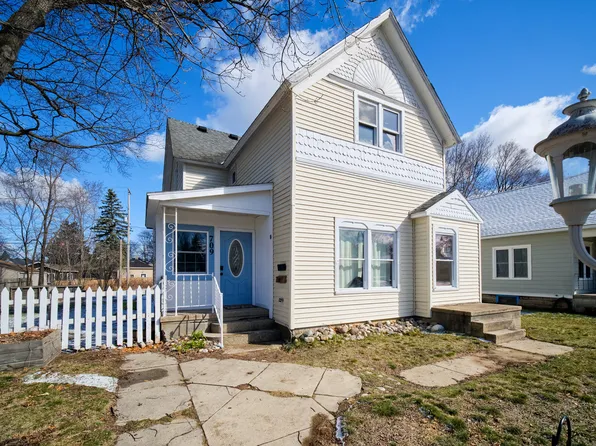 709 E Filer St, Ludington, MI 49431
