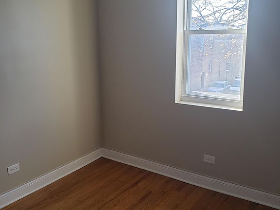 Bedroom 1 (cozy)