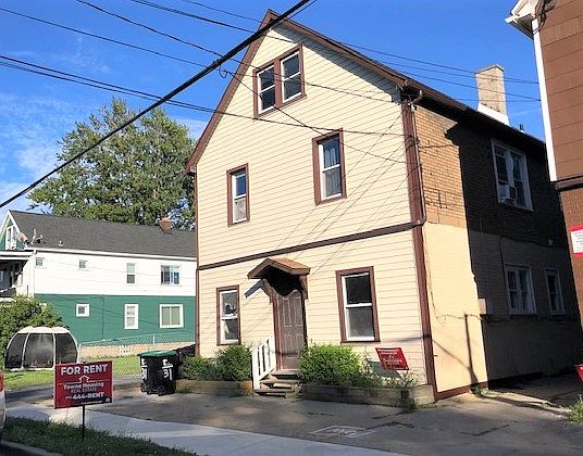4th image of 31 Riverdale Ave #1