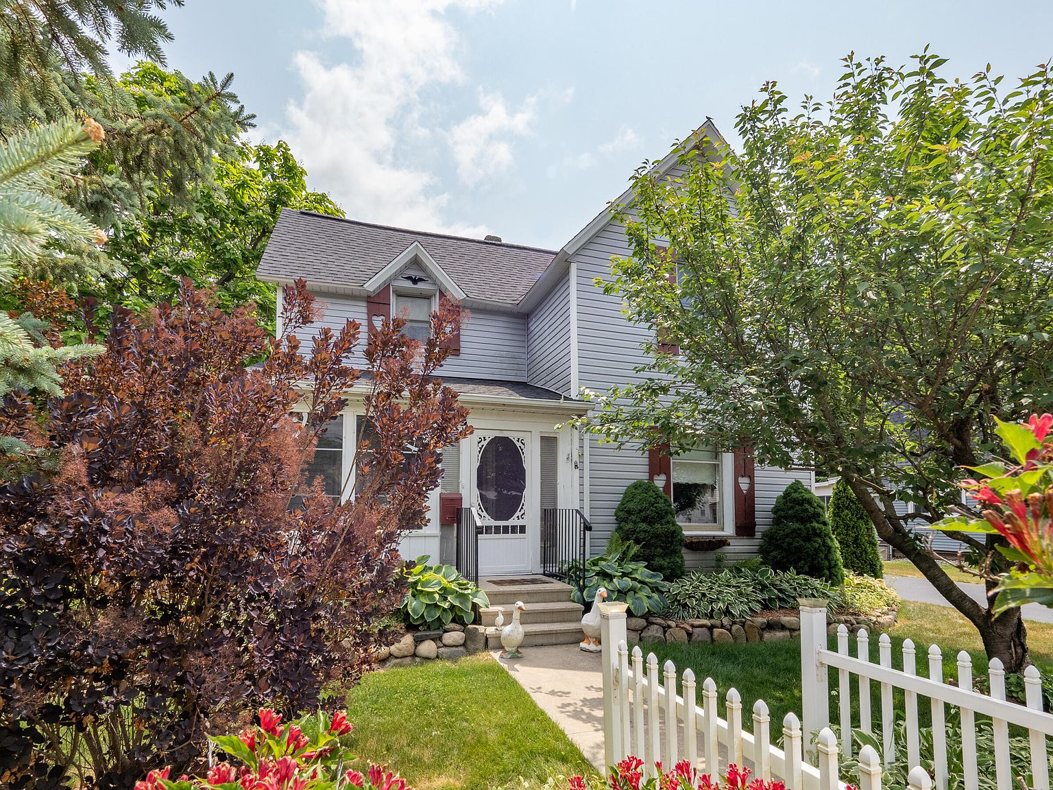 513 S Farmer St, Otsego, MI 49078 Zillow