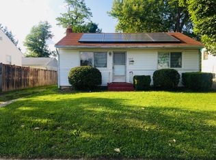 422 McArthur Dr, Rockville, MD 20850