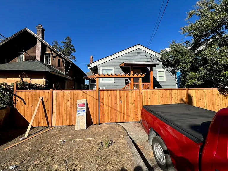 4724 7th Ave NE — Photo 55