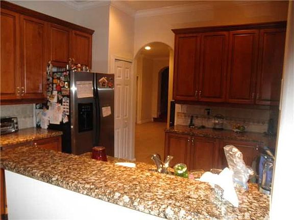 5th image of 4814 NW 113th Pl