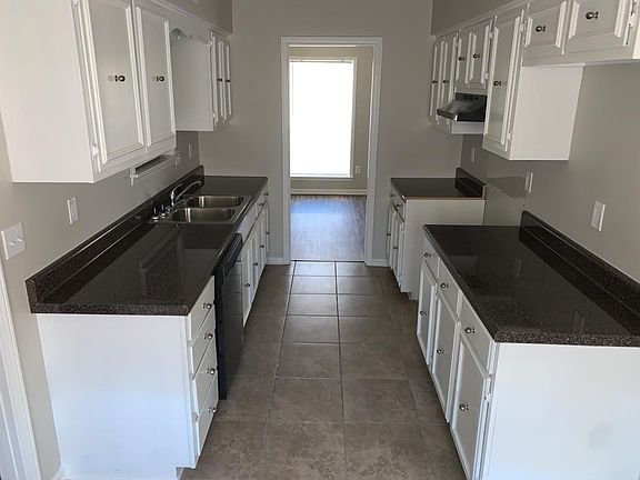 5th image of 7927 Carol Elaine Cir