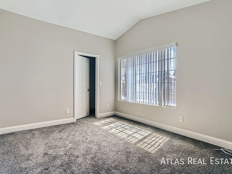 7980 Boardwalk Way — Photo 10