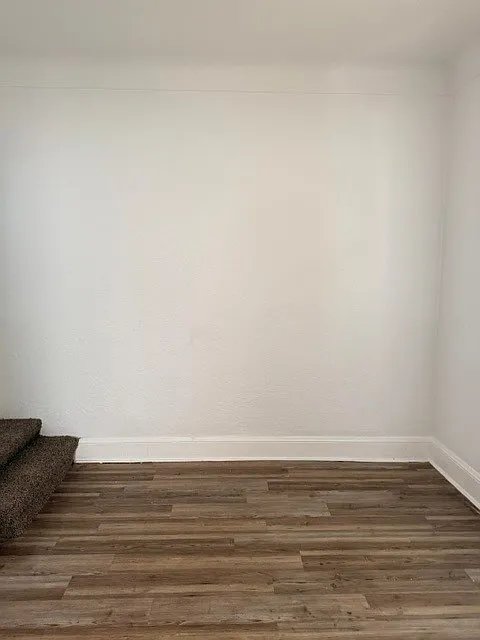 25 E Pearl St - HSE — Photo 2