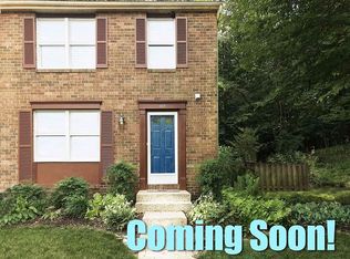 5828 High Bluff Ct, Burke, VA 22015